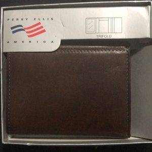 Perry Ellis Brown Leather Wallet (c)